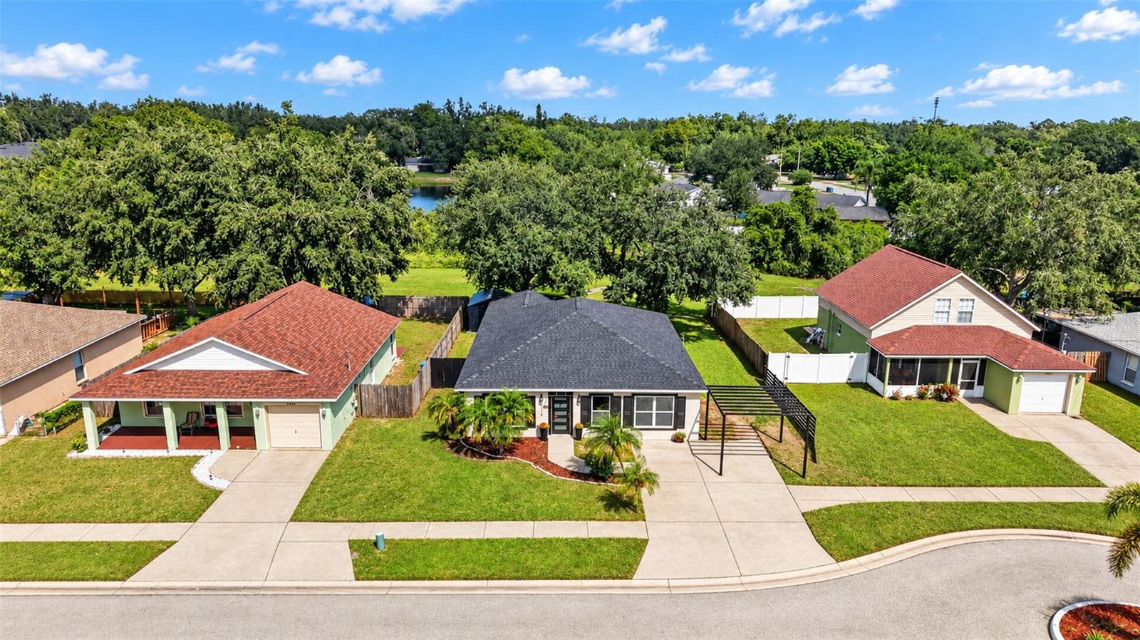 1210 CASA BONITA AVE