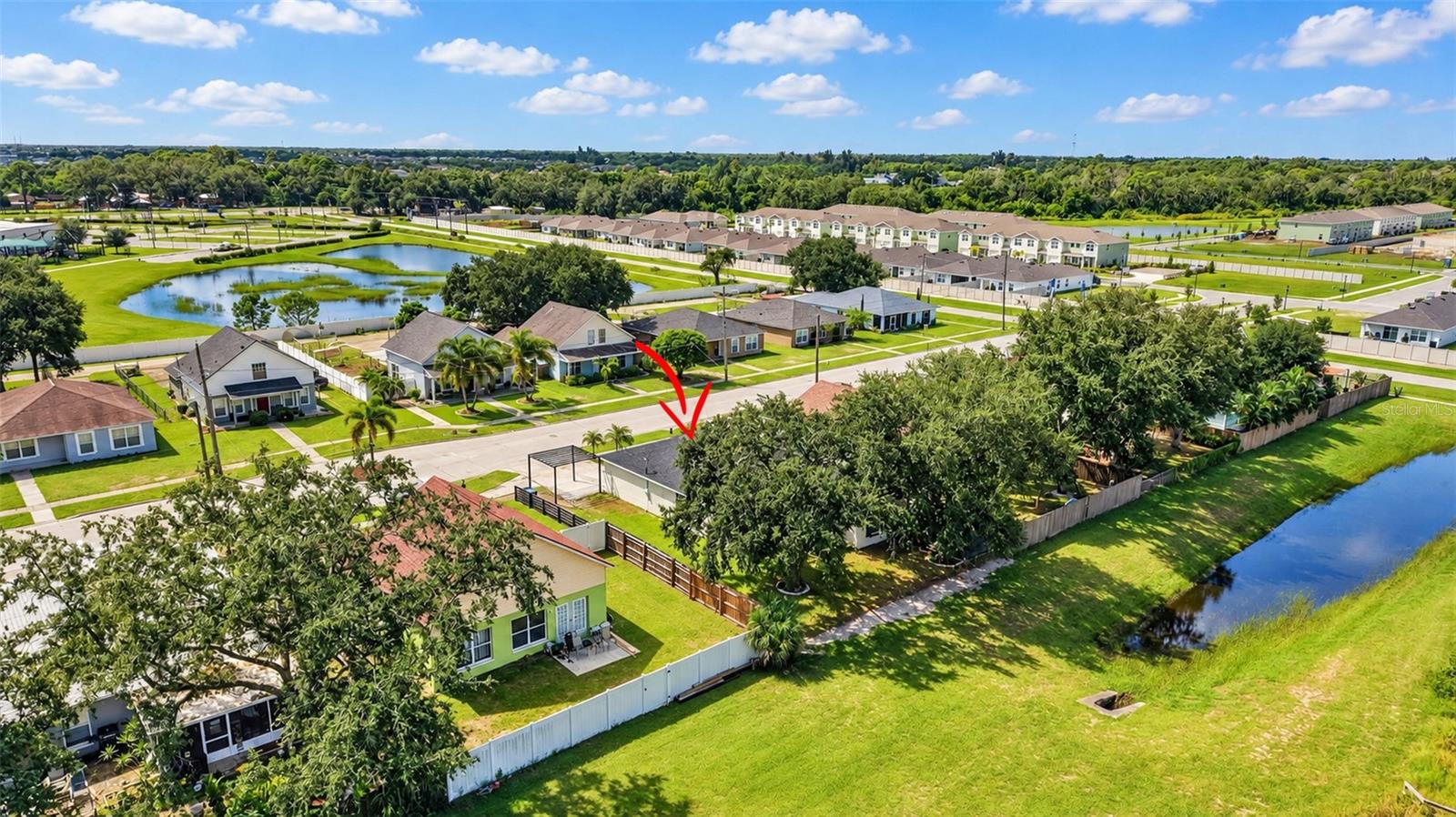1210 CASA BONITA AVE