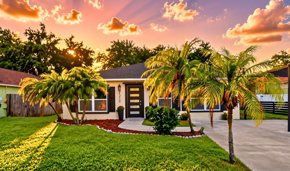 1210 CASA BONITA AVE