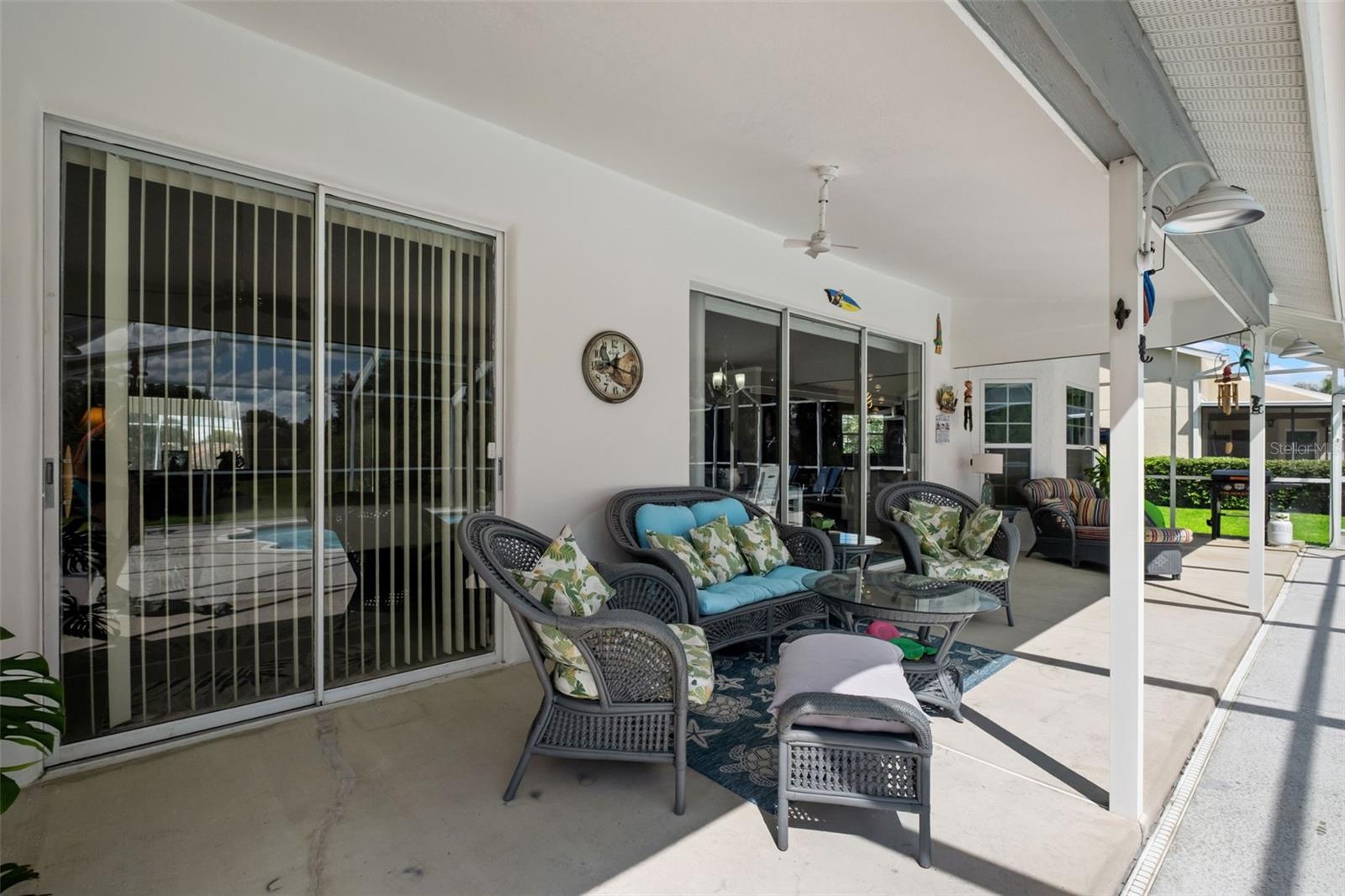 8916 KEATS DR