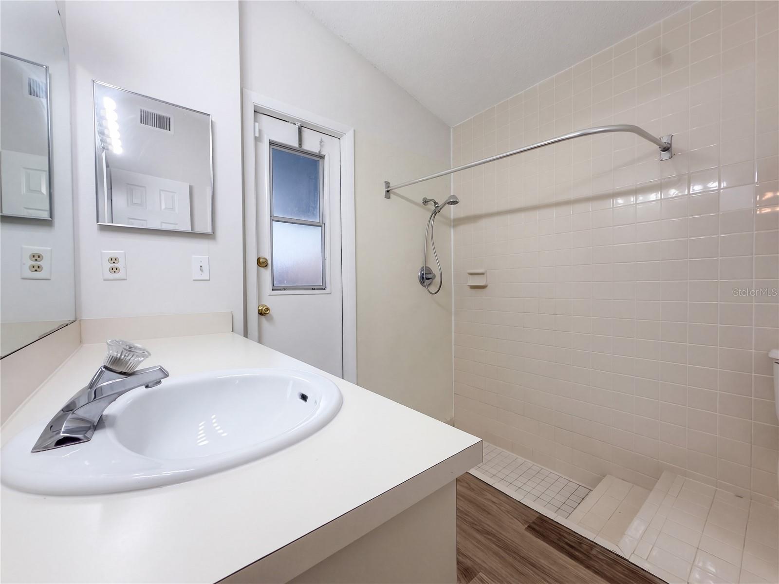 1309 KEEL PL