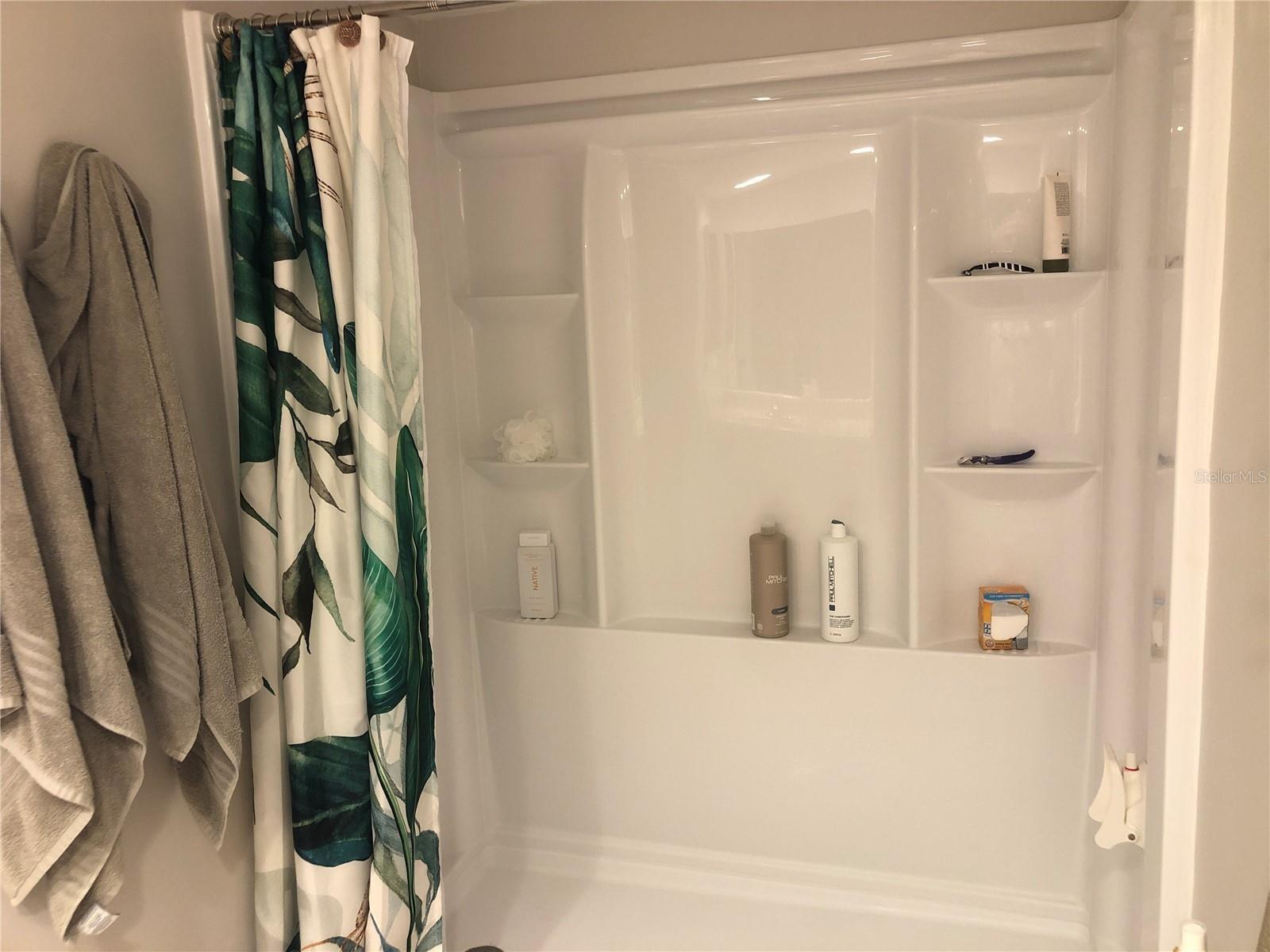 4660 MARINE PKWY #304