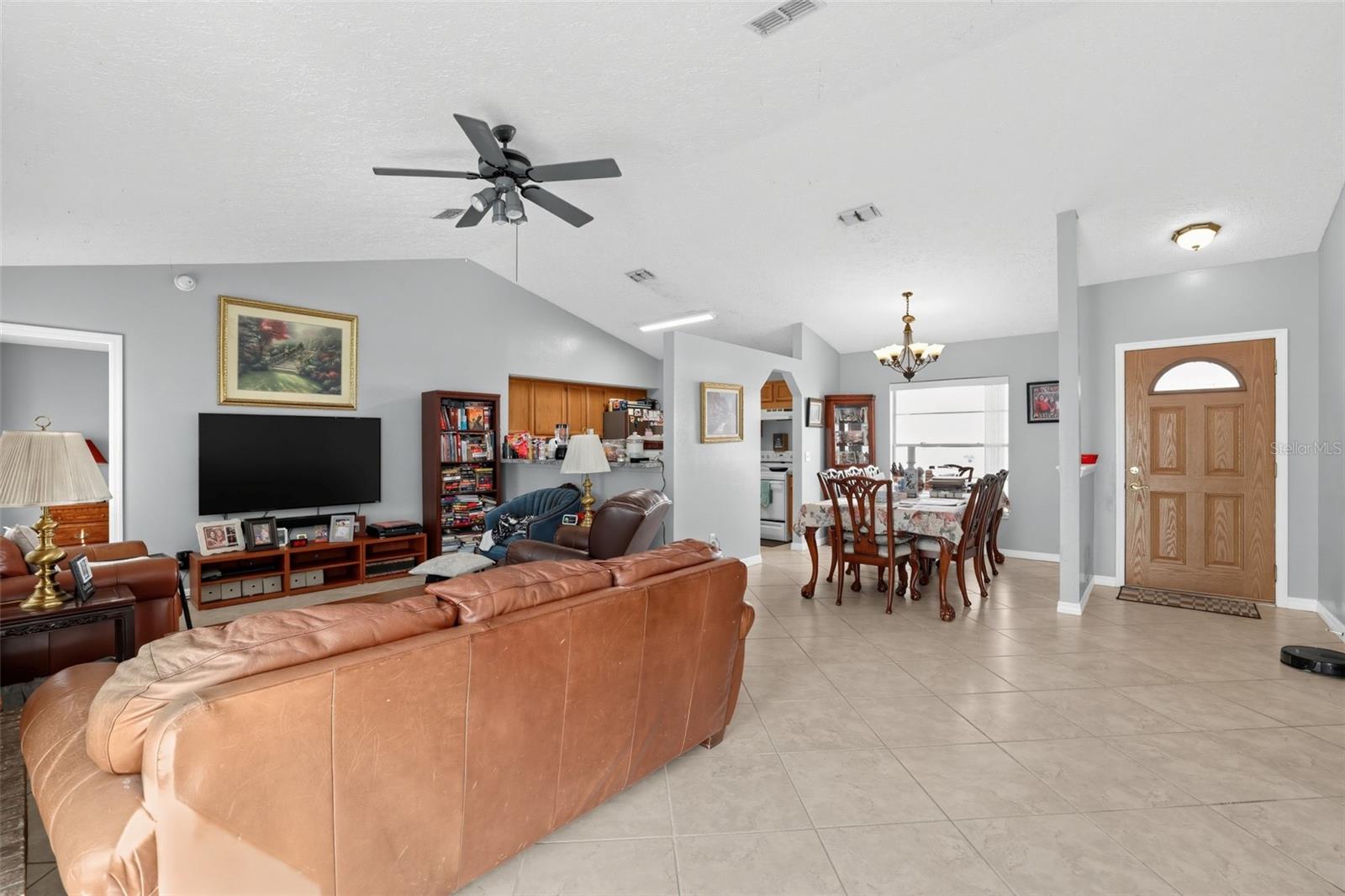 1805 LAKEWIND DR