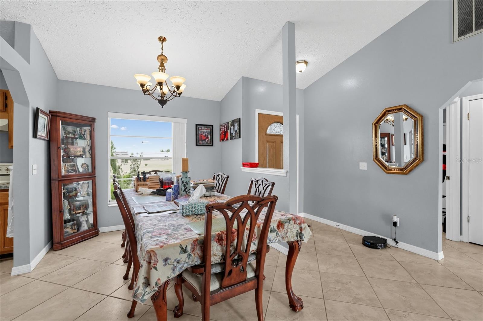 1805 LAKEWIND DR