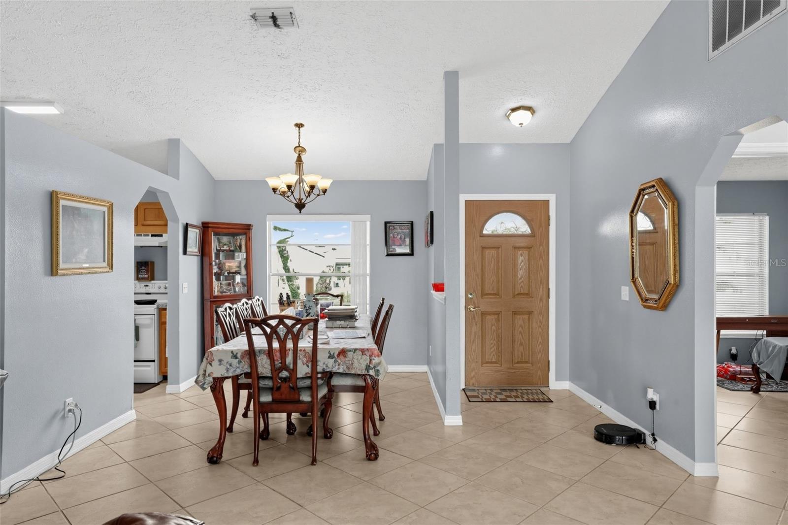 1805 LAKEWIND DR