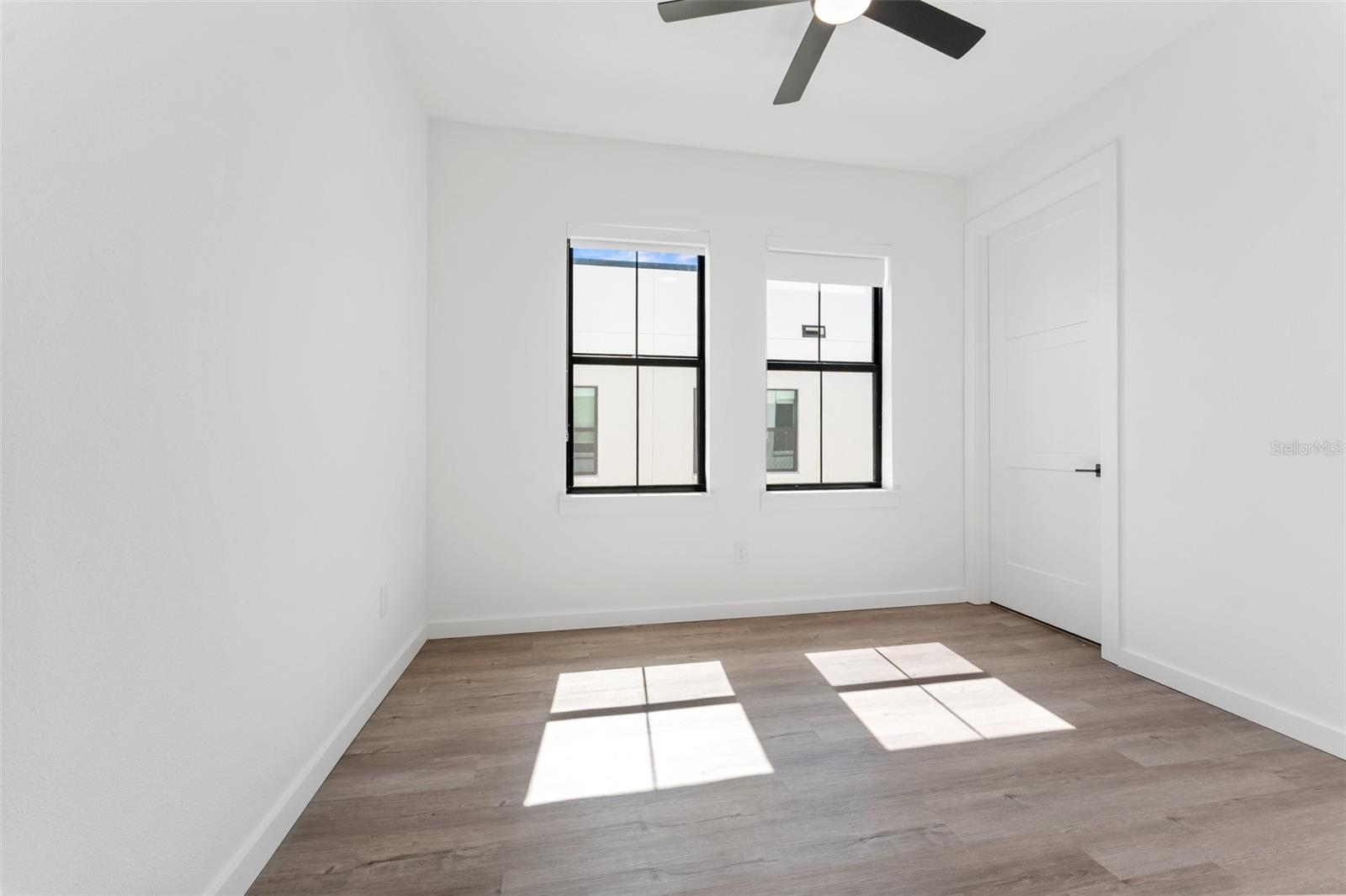 1218 E KAY ST #21