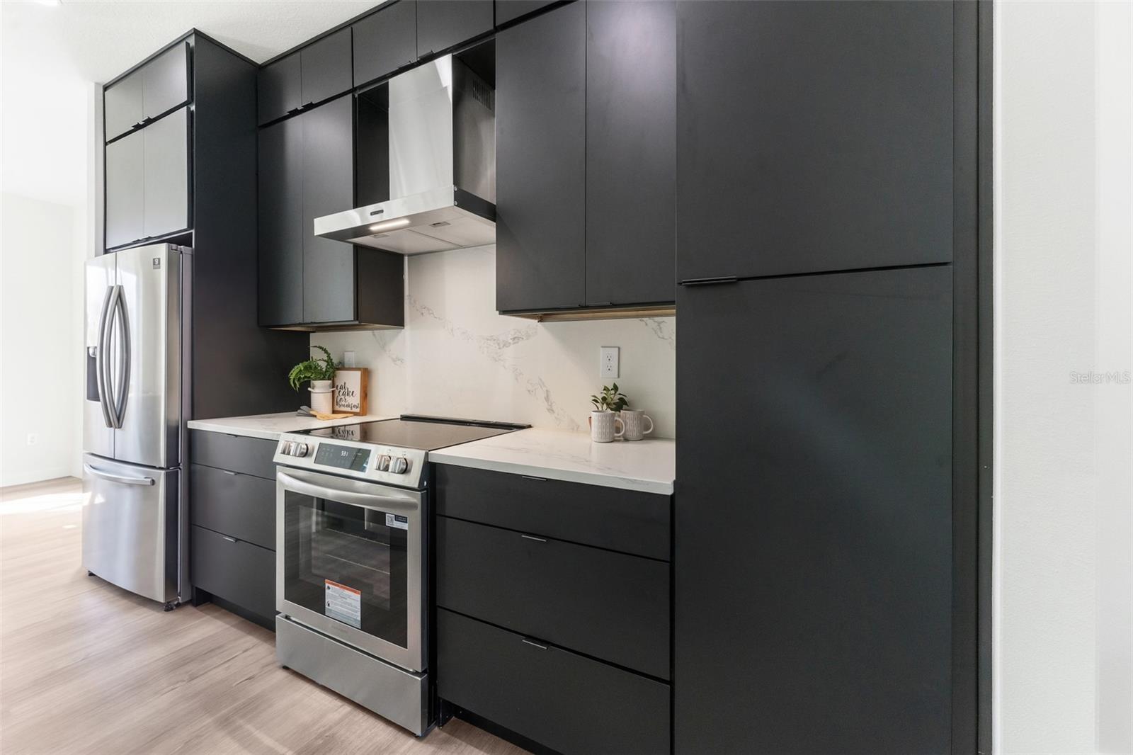 1218 E KAY ST #27