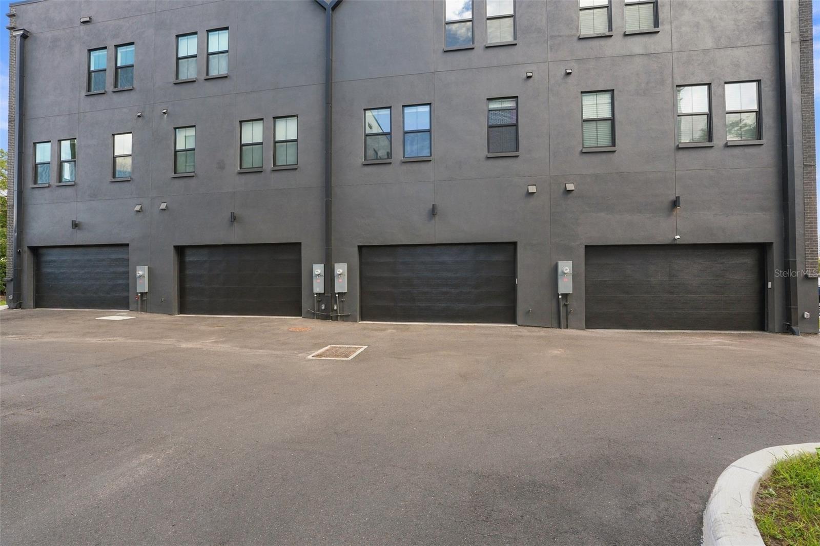 1218 E KAY ST #27