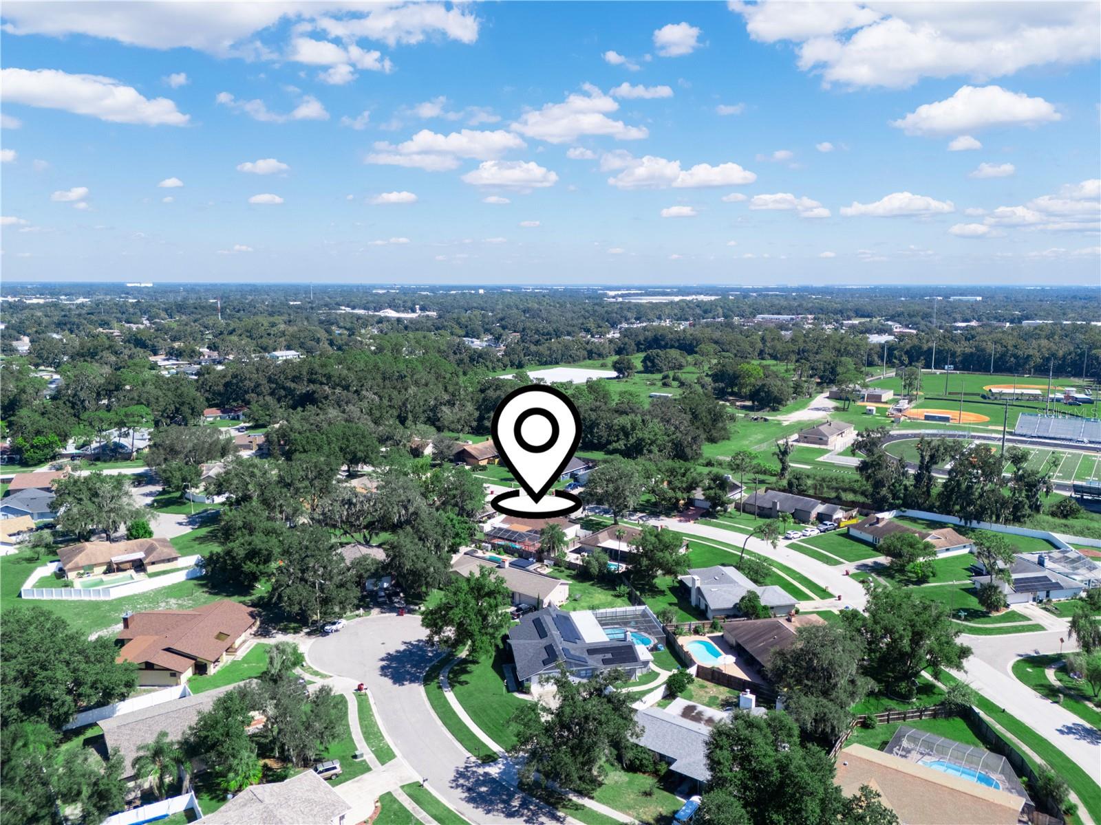812 SANDALWOOD DR