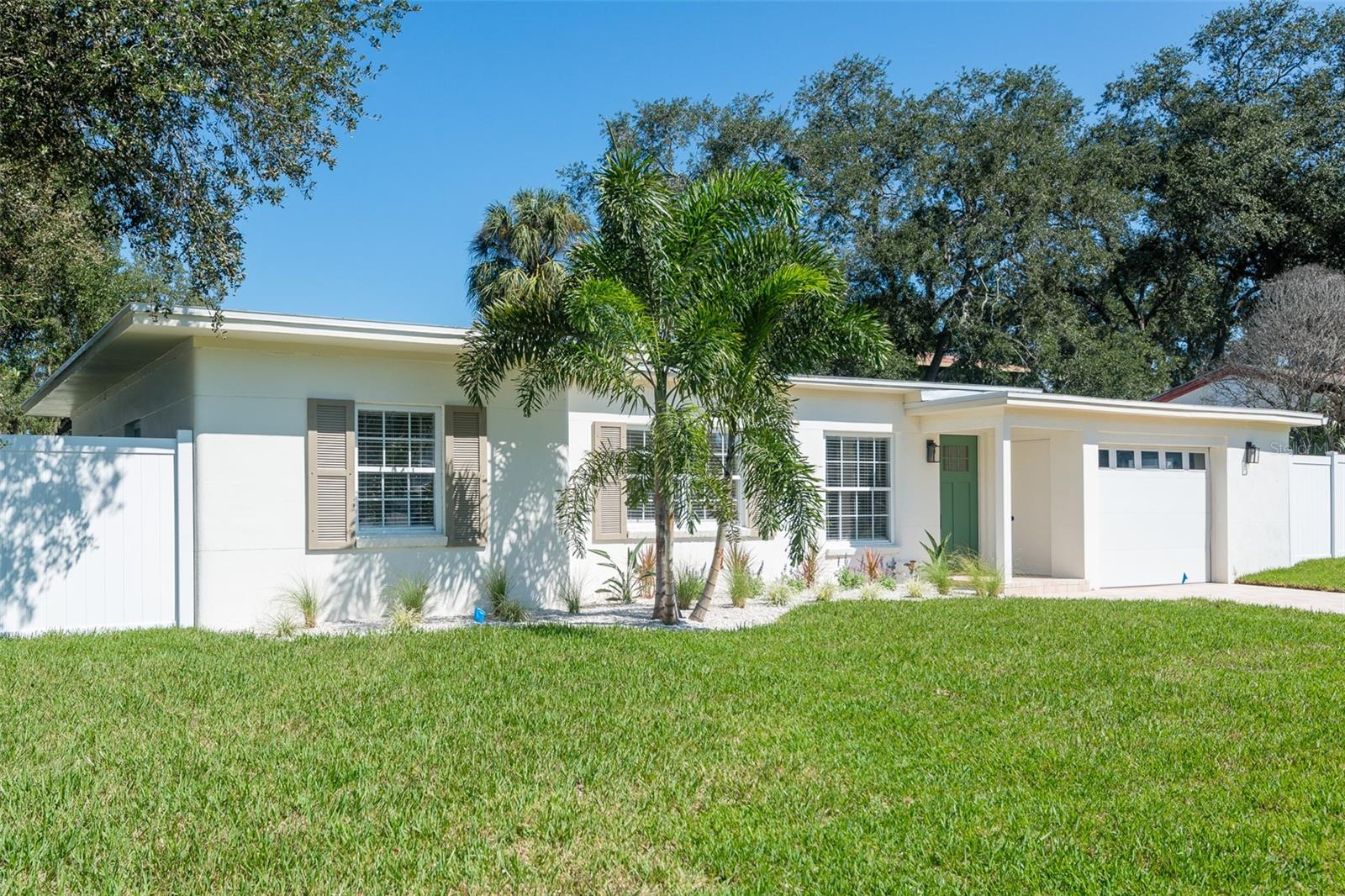 4711 W EL PRADO BLVD