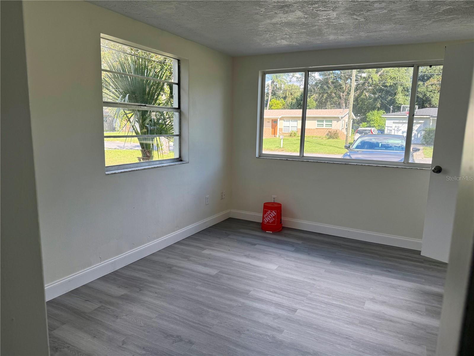 5523 MAGNOLIA WAY