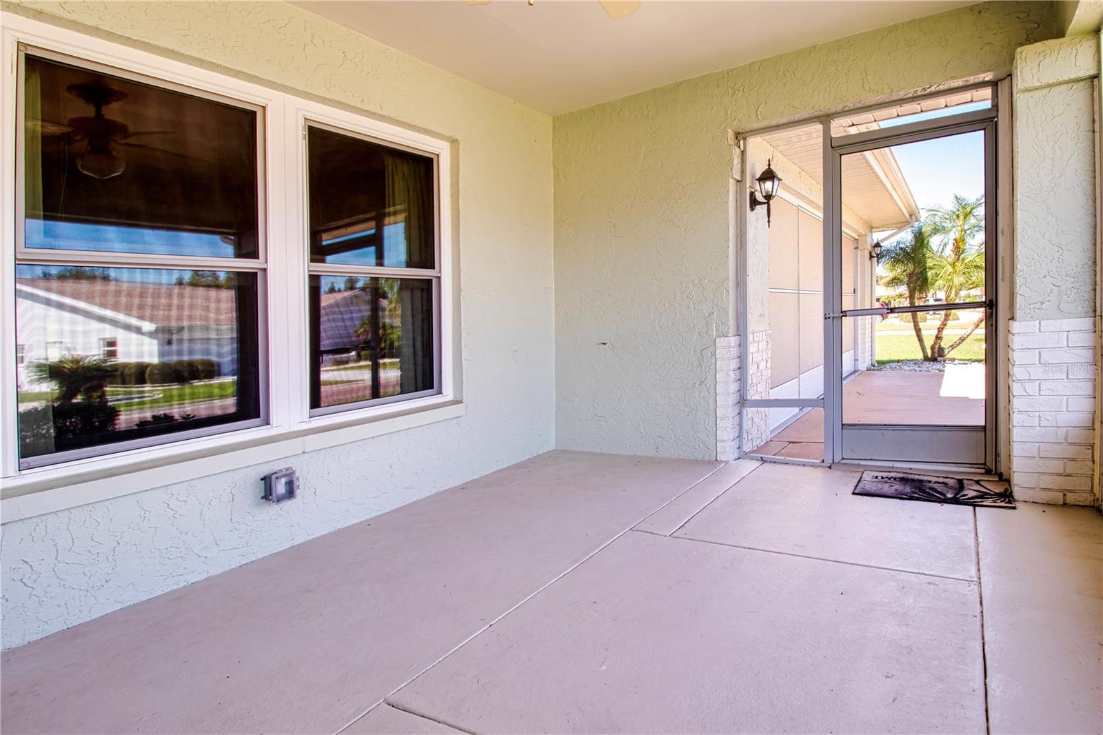 2108 MEADOWLARK LN