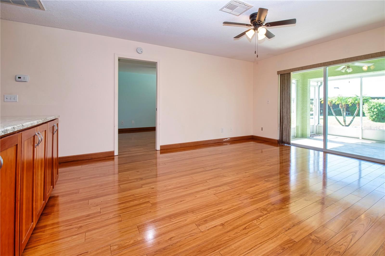 2108 MEADOWLARK LN