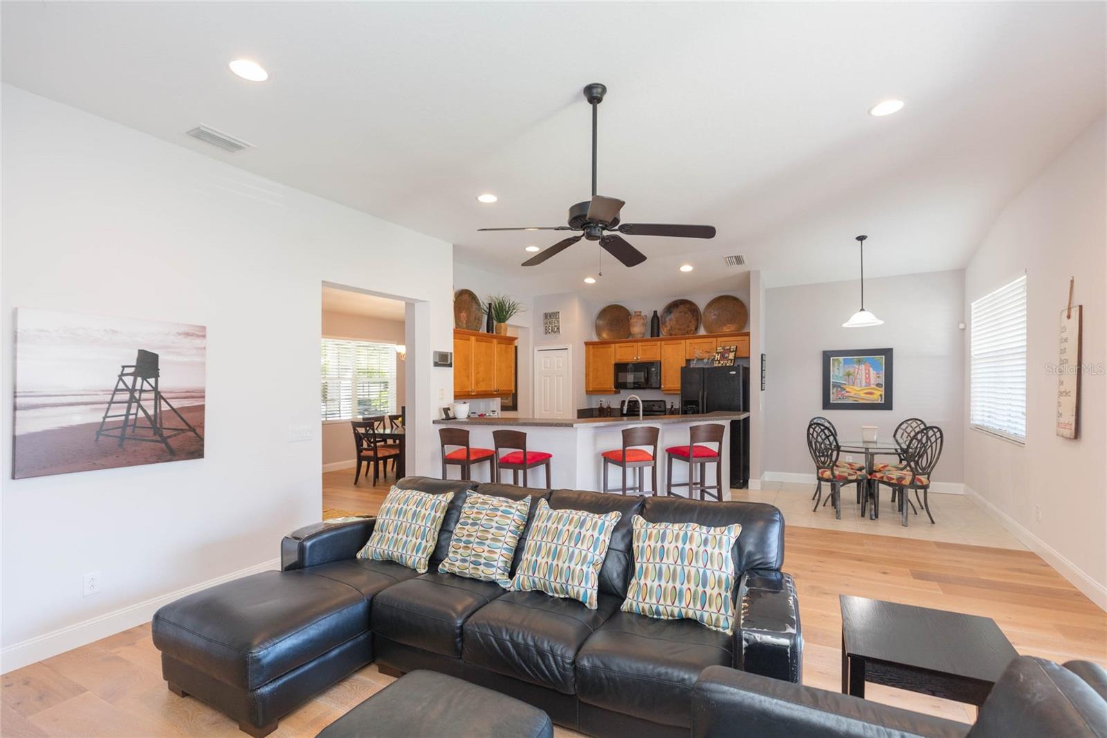 11817 HOLLY CREST LN