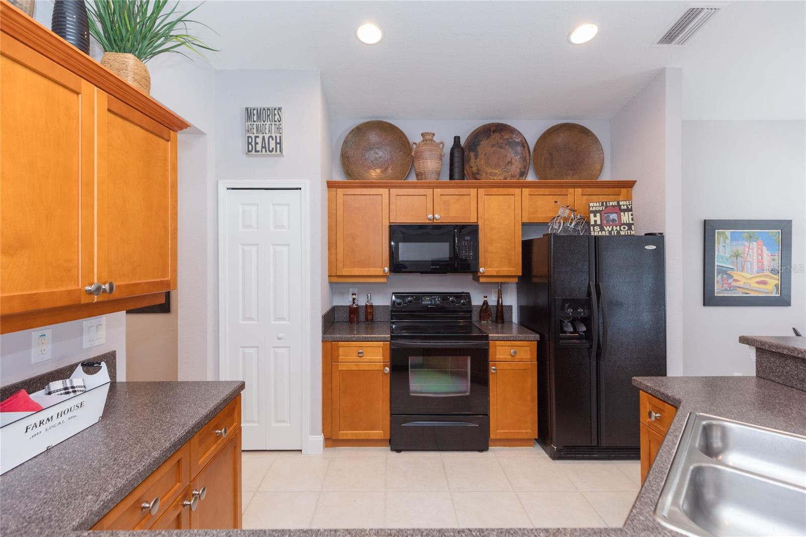 11817 HOLLY CREST LN