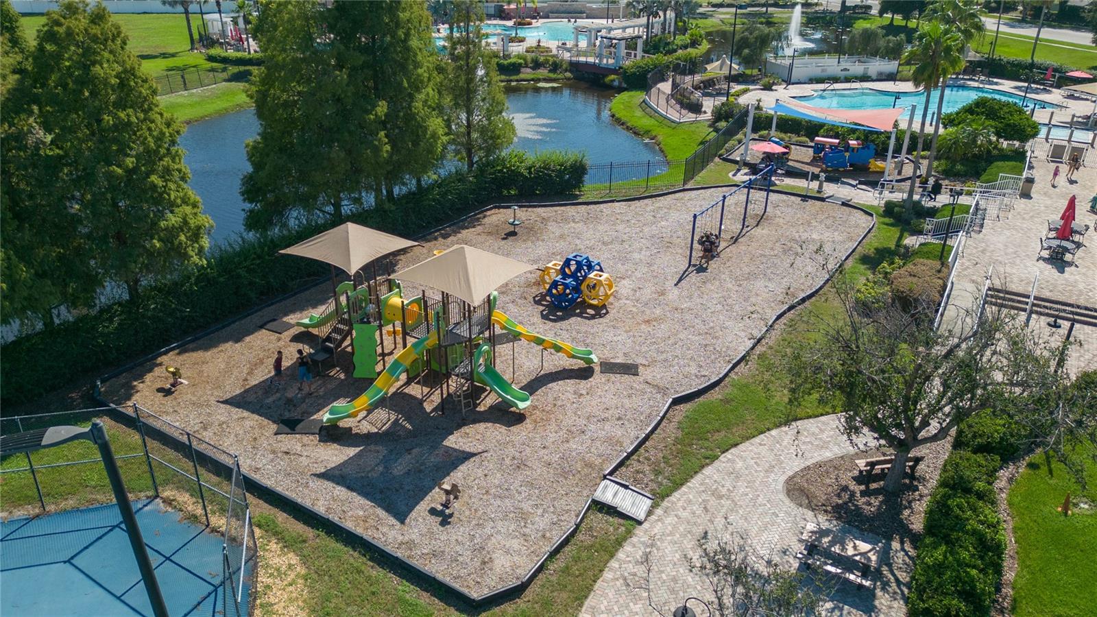 11817 HOLLY CREST LN