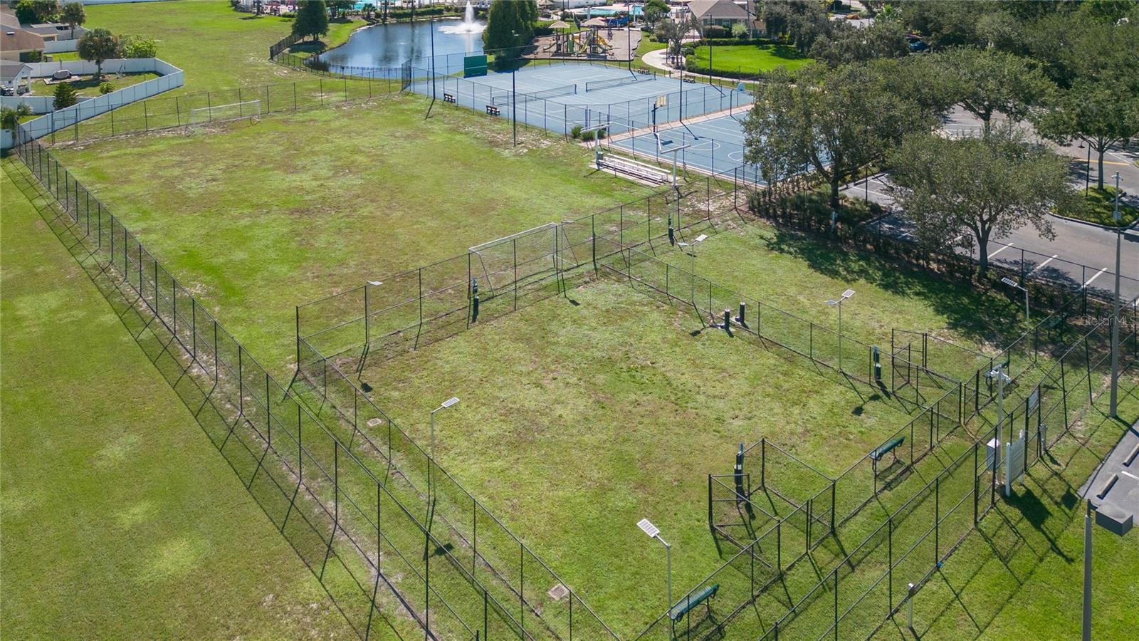 11817 HOLLY CREST LN