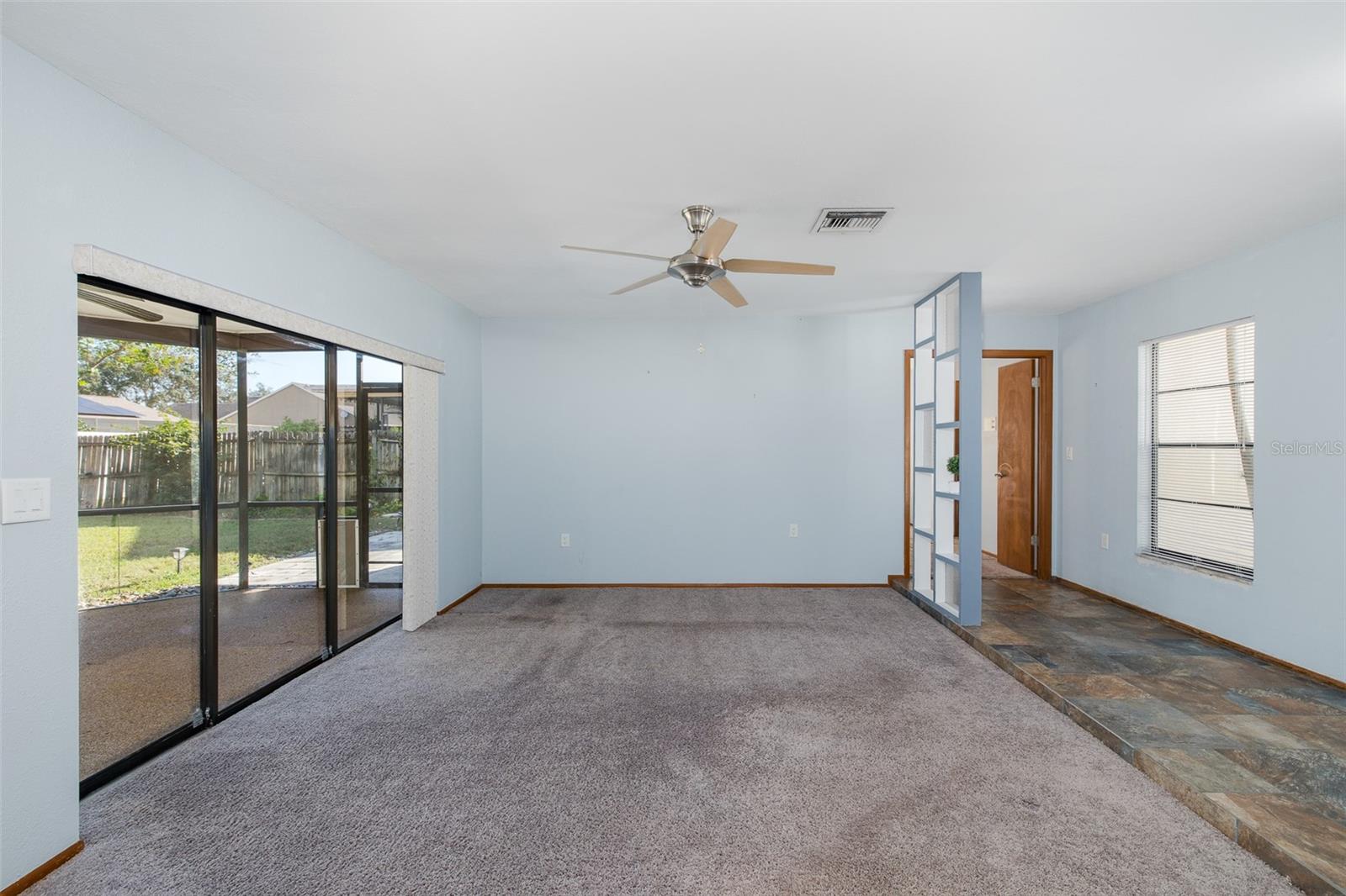 10235 LANDMARK DR