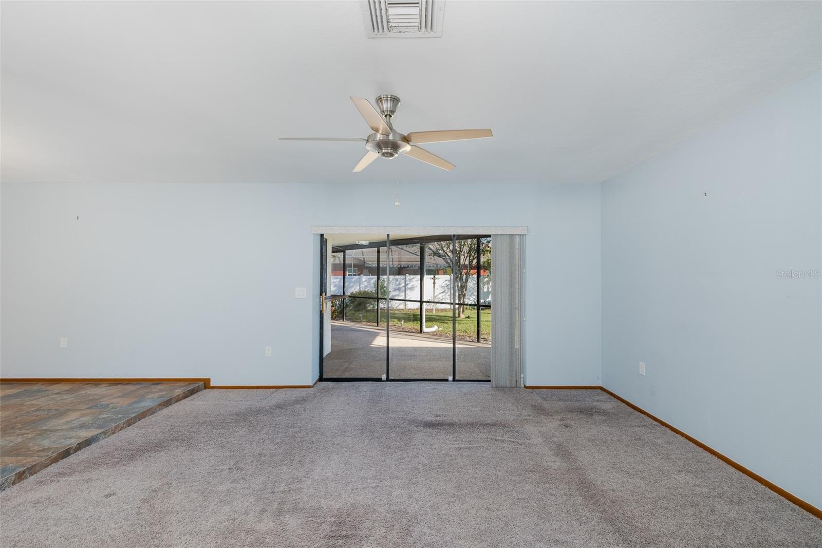 10235 LANDMARK DR