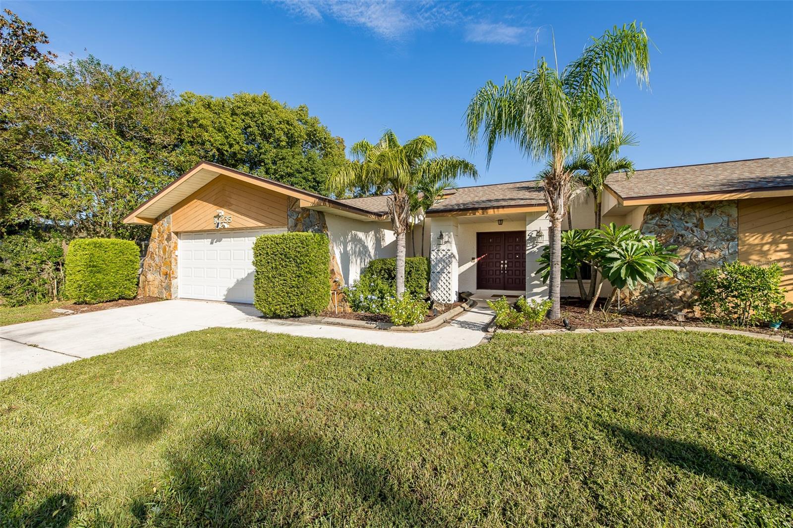 10235 LANDMARK DR