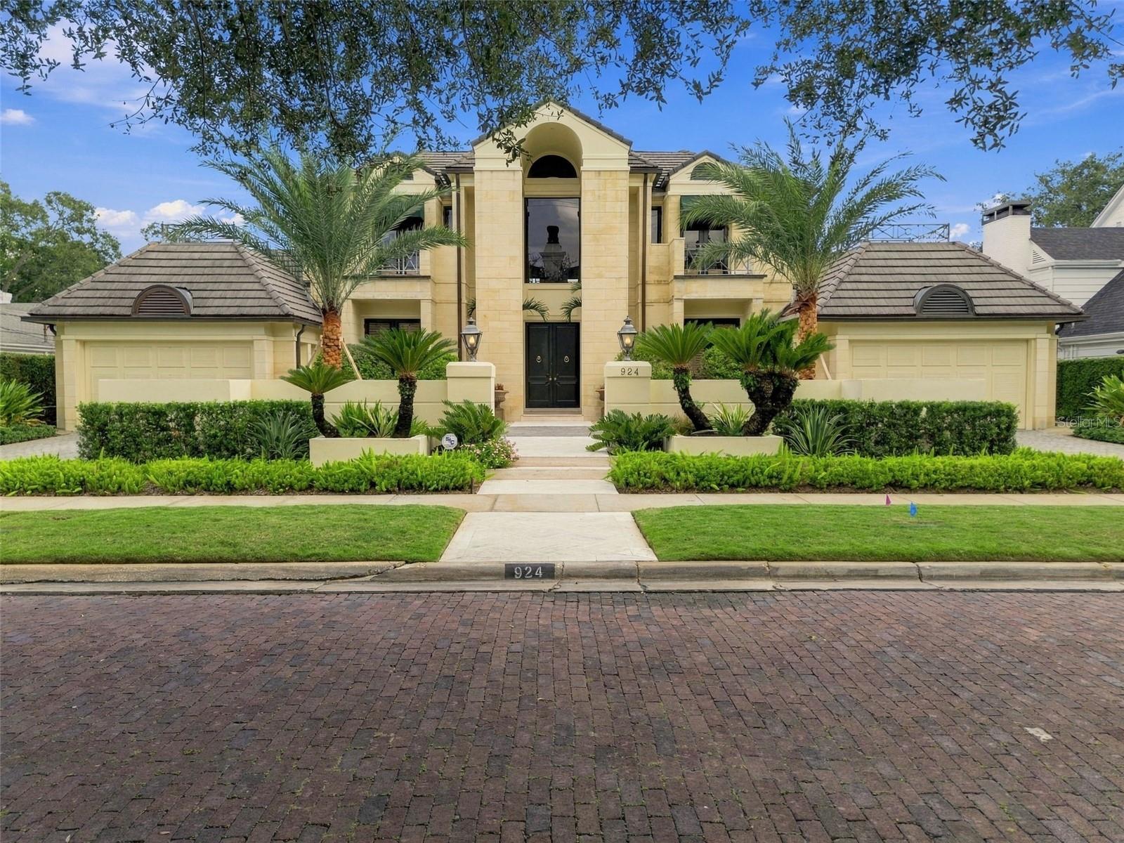 924 S GOLF VIEW ST