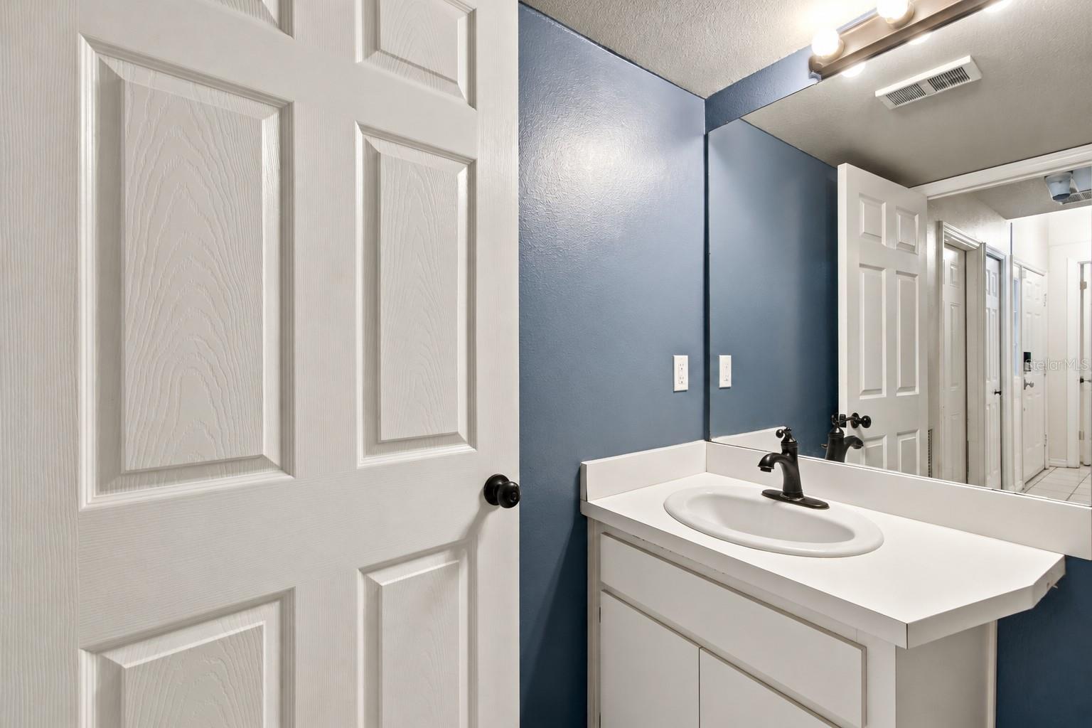 24138 TWIN CT