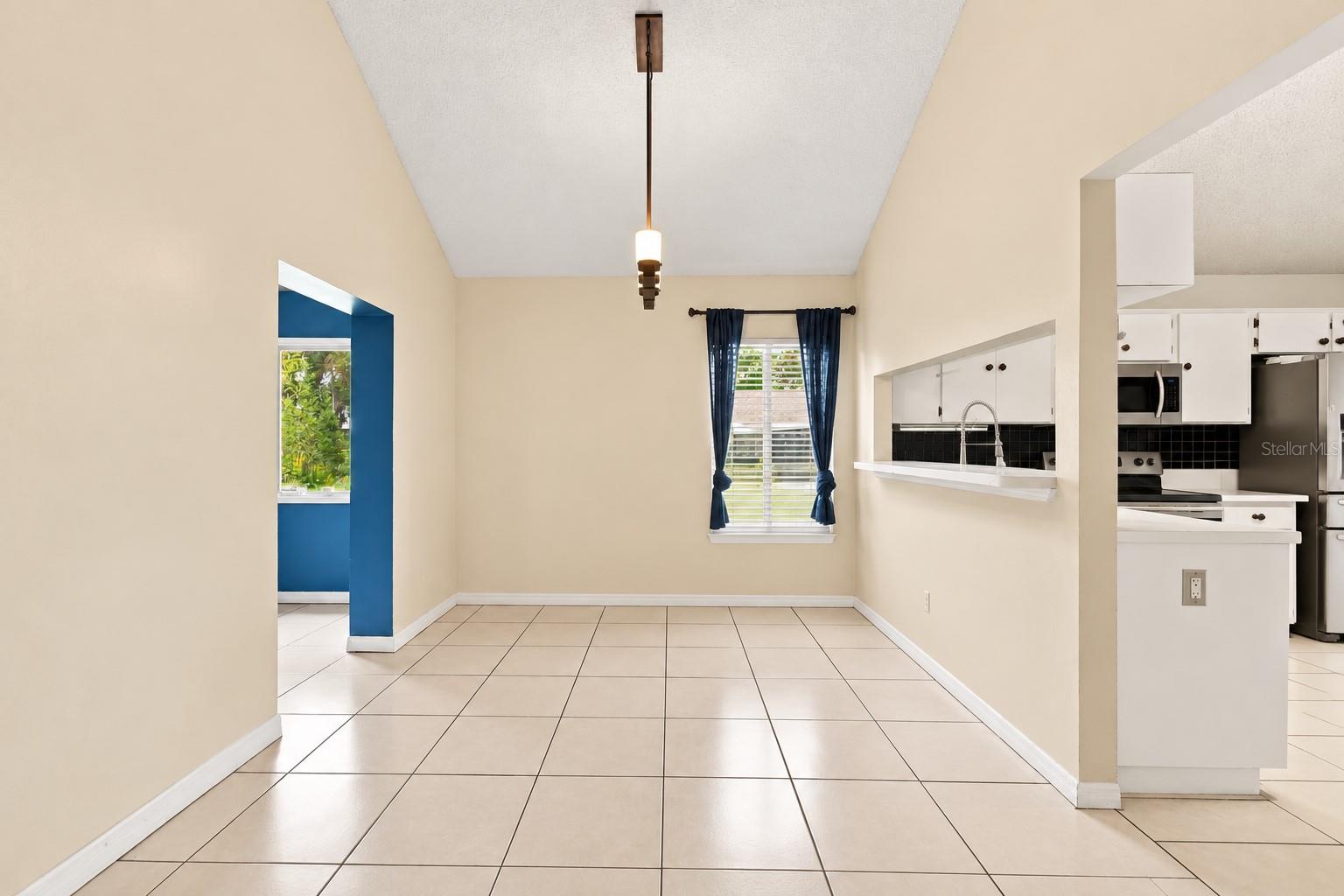 24138 TWIN CT