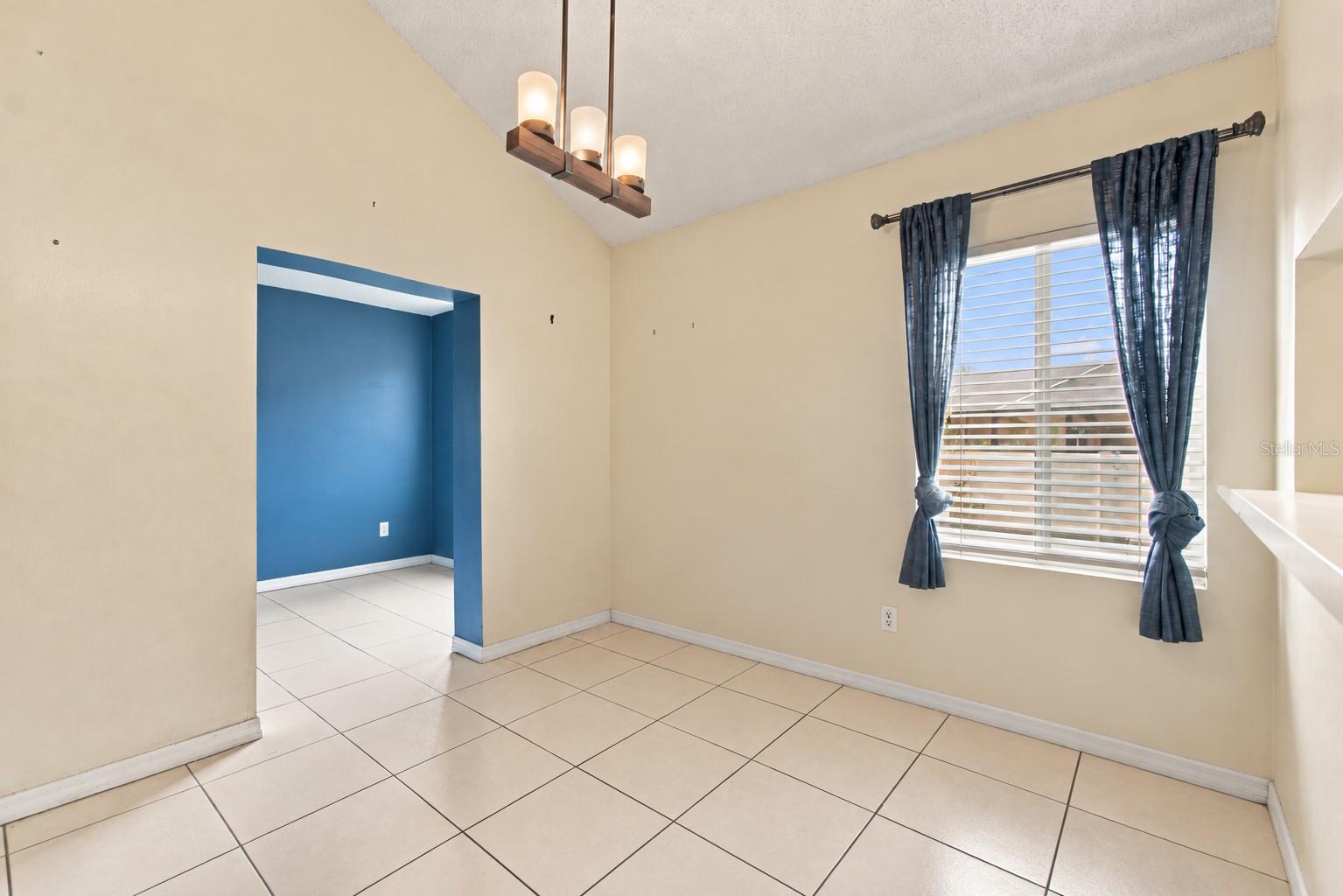 24138 TWIN CT