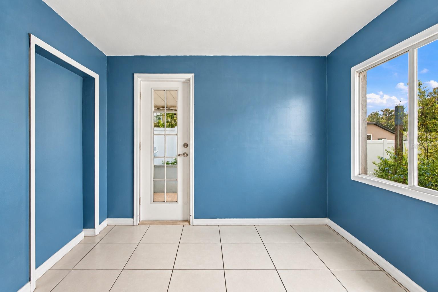 24138 TWIN CT