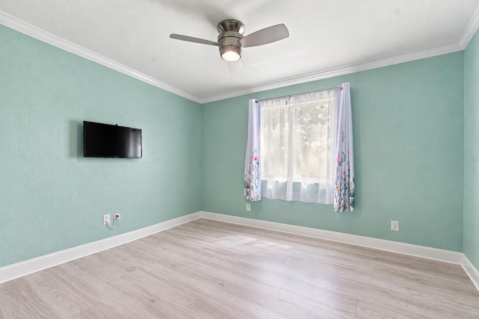 24138 TWIN CT