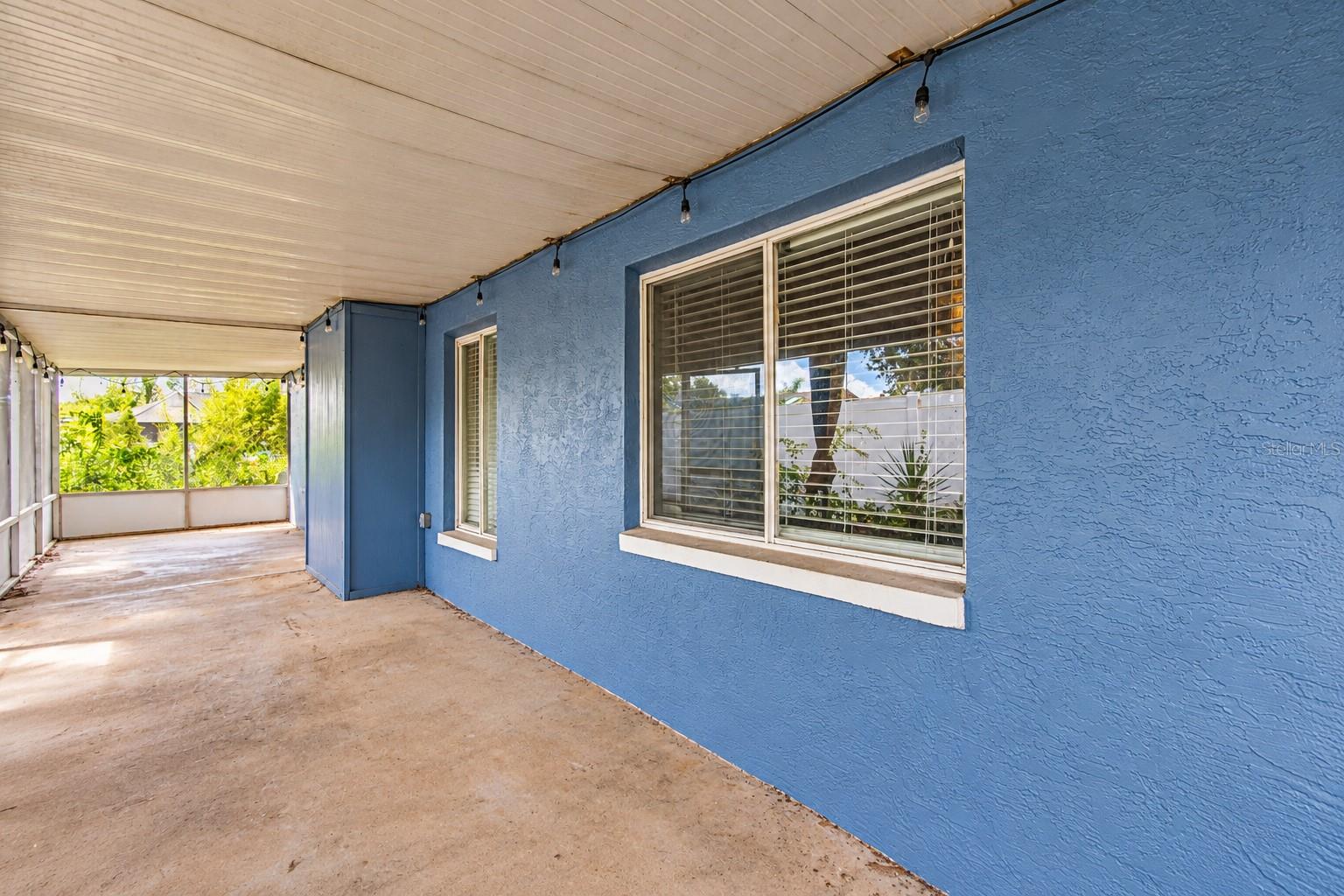 24138 TWIN CT
