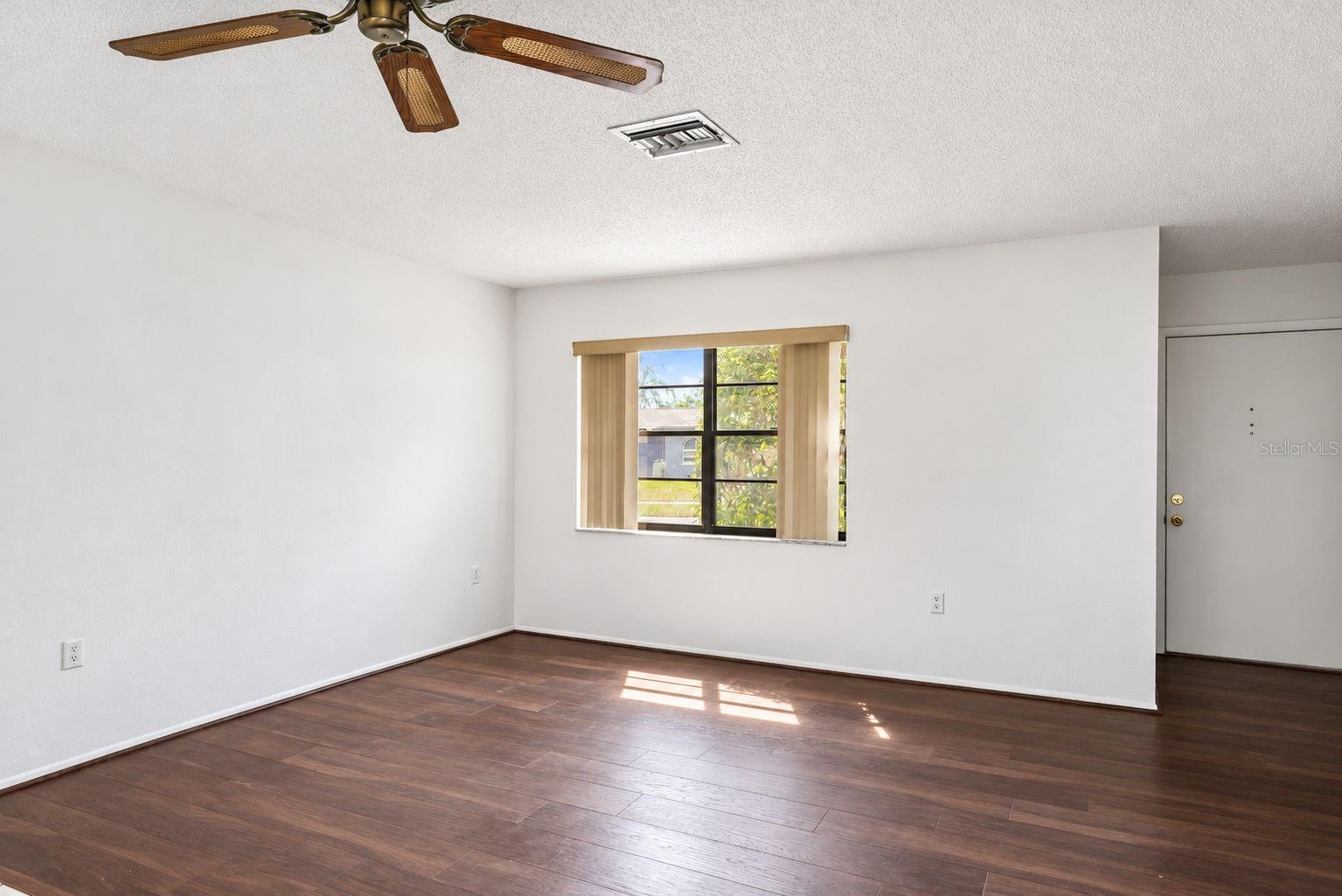 10970 PEPPERTREE LN