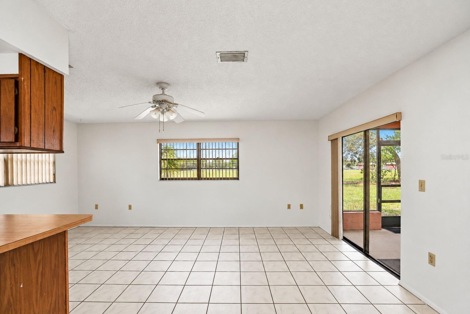 10970 PEPPERTREE LN