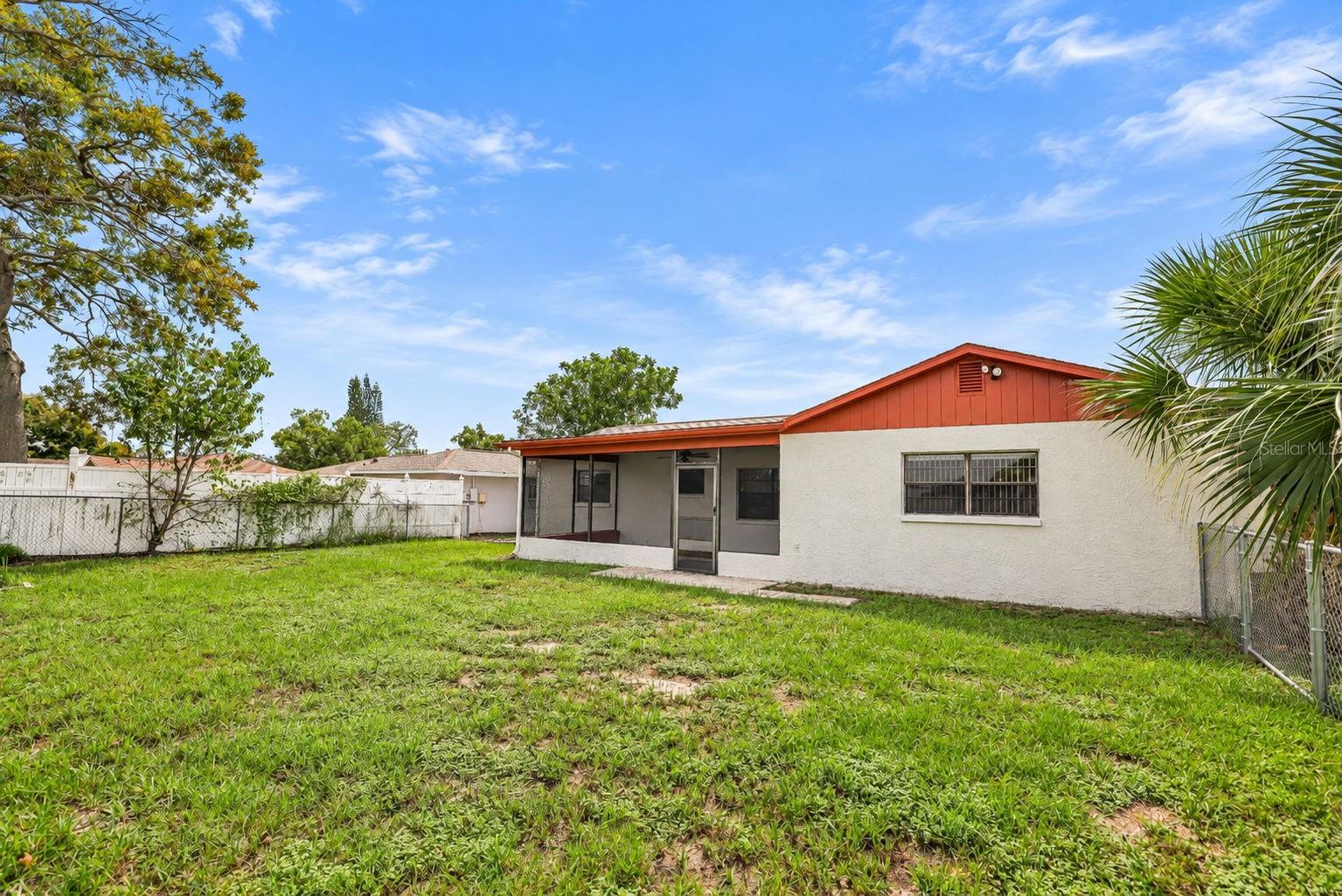 10970 PEPPERTREE LN