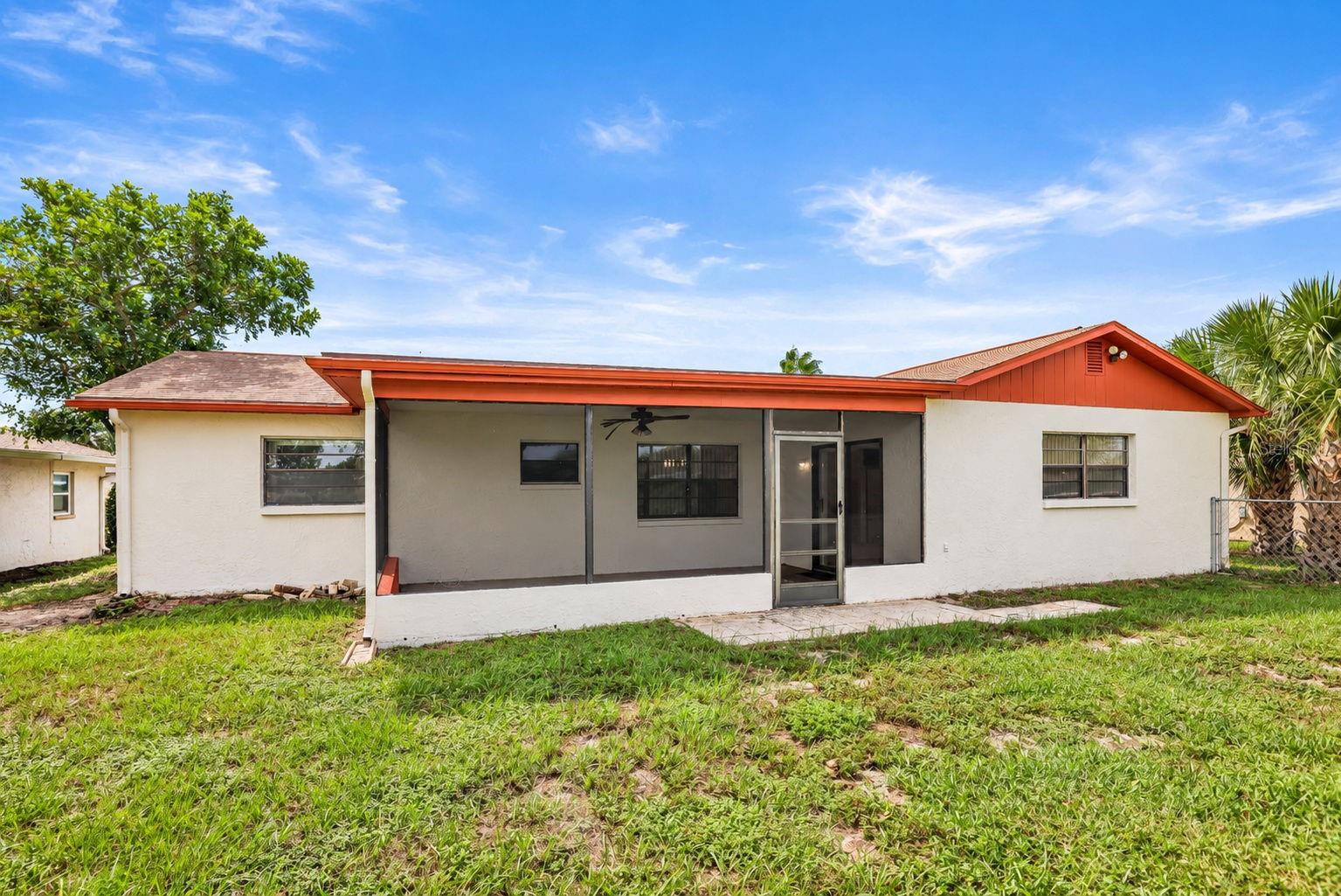 10970 PEPPERTREE LN