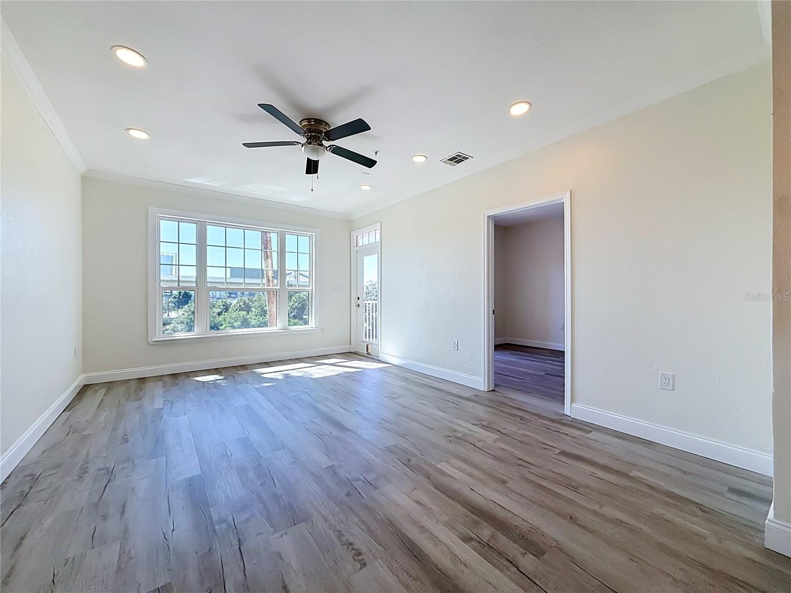 5000 CULBREATH KEY WAY #8-207