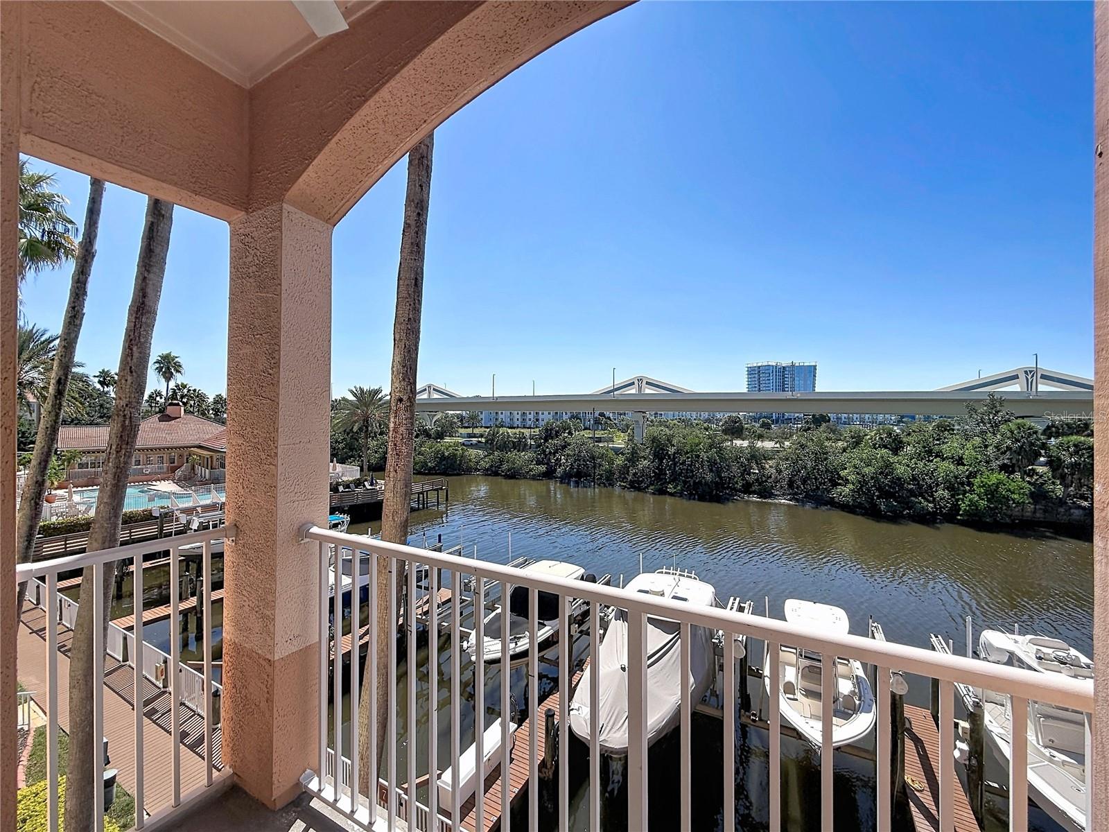 5000 CULBREATH KEY WAY #8-207