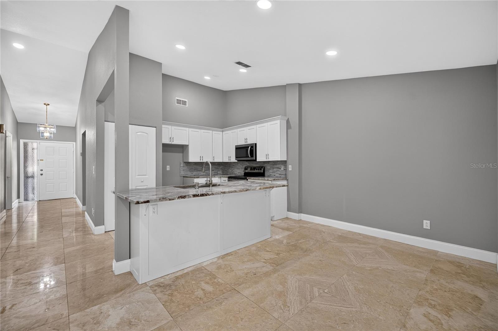 4004 SHORESIDE CIR