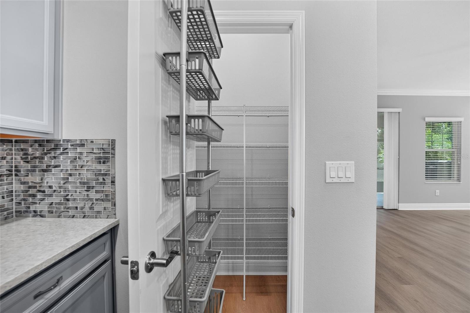 6134 COLMAR PL