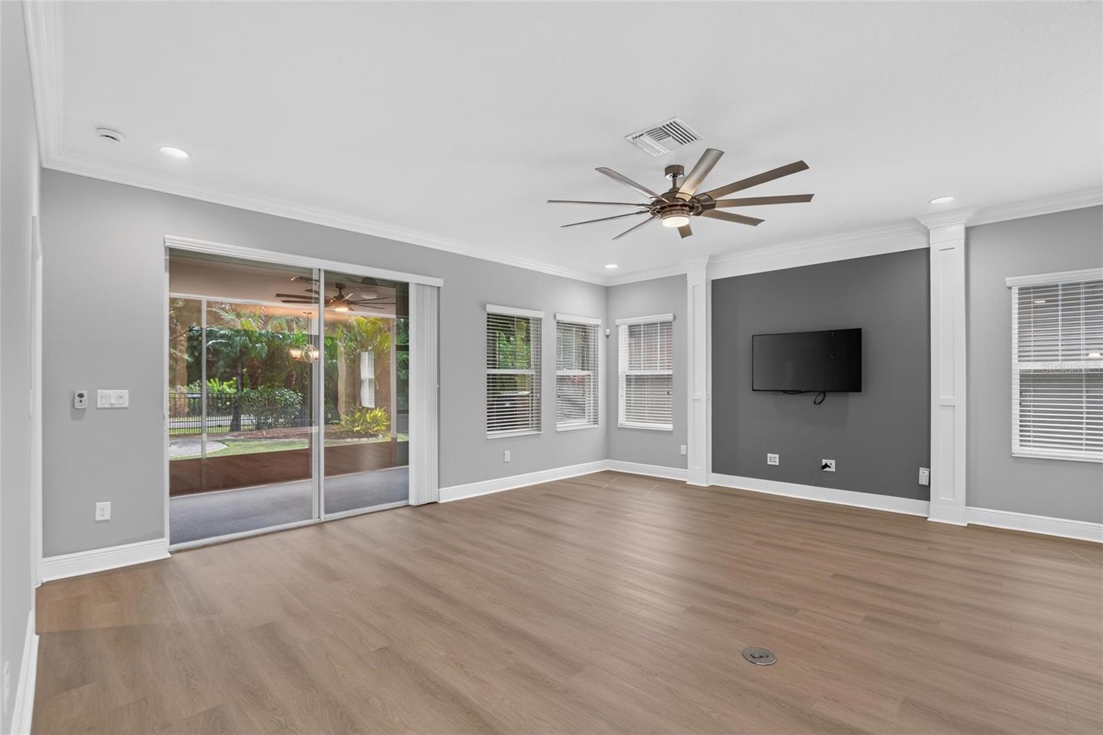 6134 COLMAR PL