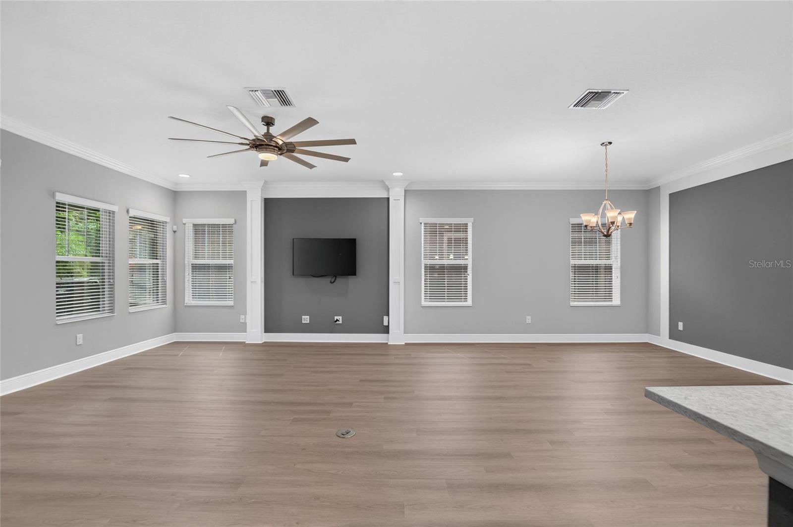 6134 COLMAR PL