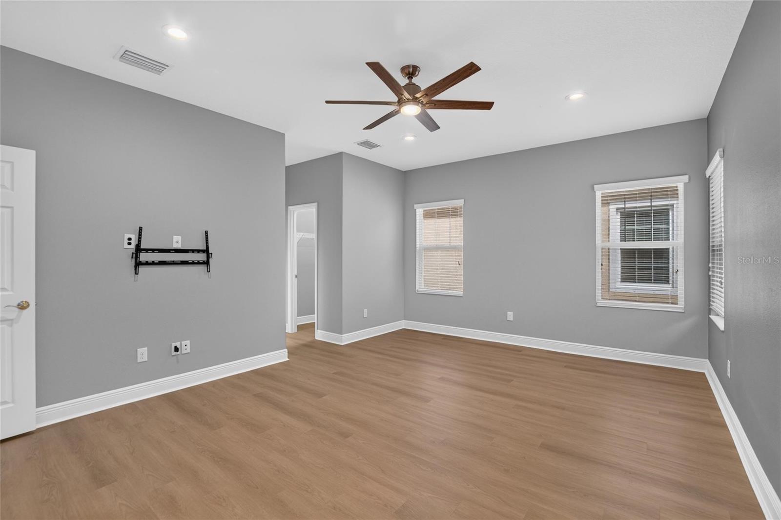 6134 COLMAR PL