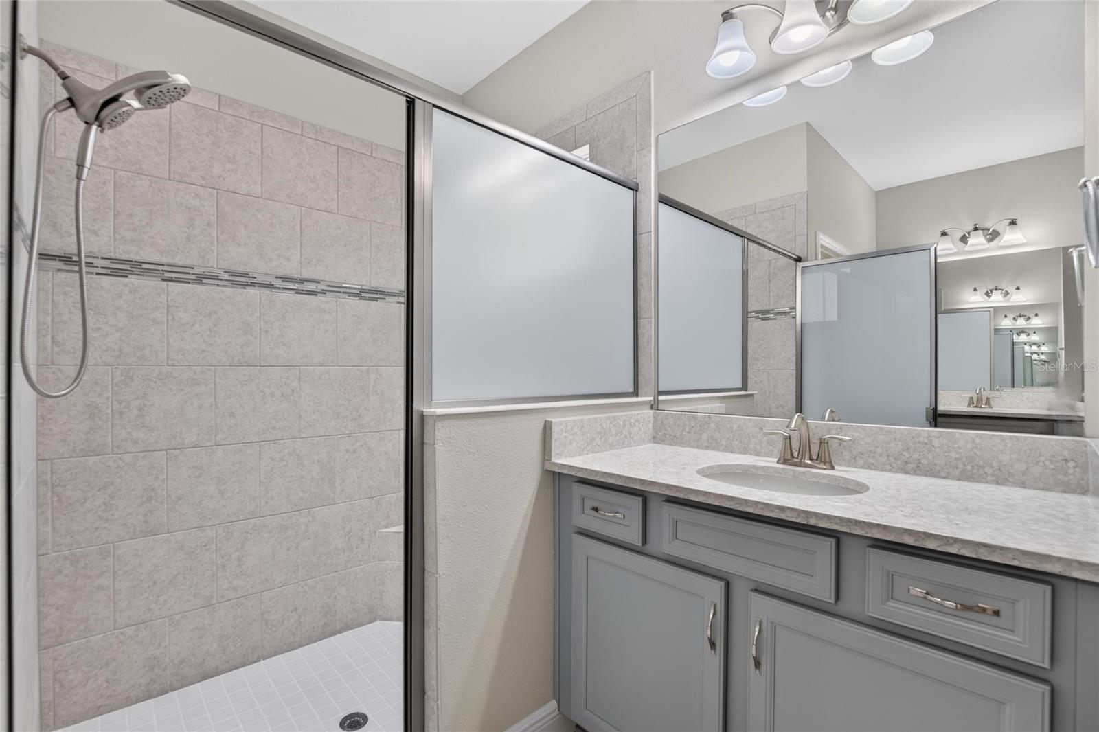 6134 COLMAR PL