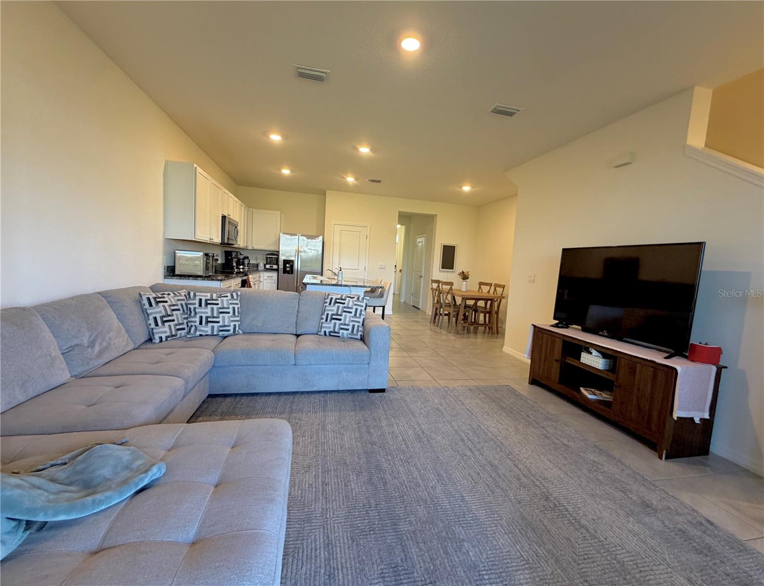 33075 FROSTED CLOVER WAY