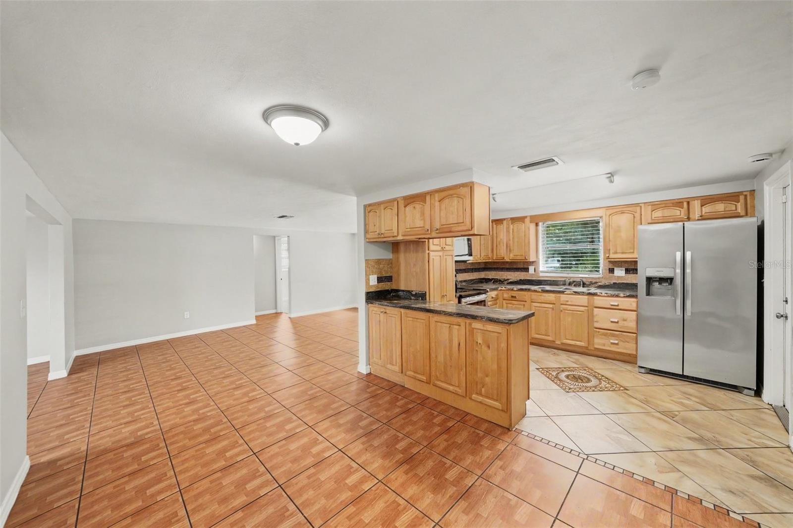 10933 STAMFORD DR