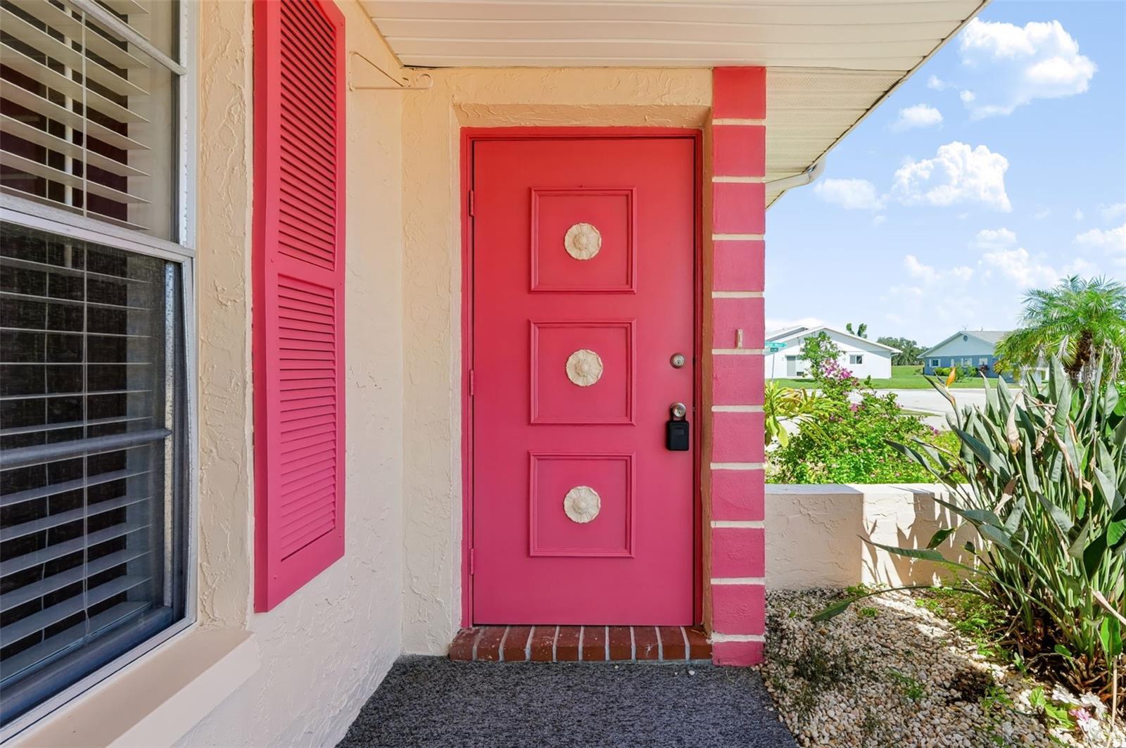 303 GREEN MANOR DR