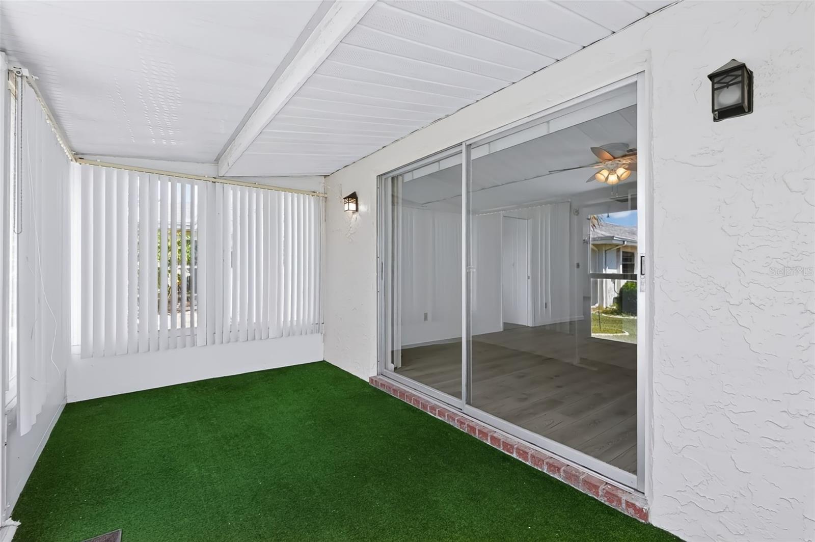 303 GREEN MANOR DR