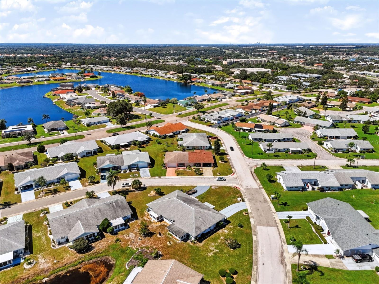 303 GREEN MANOR DR