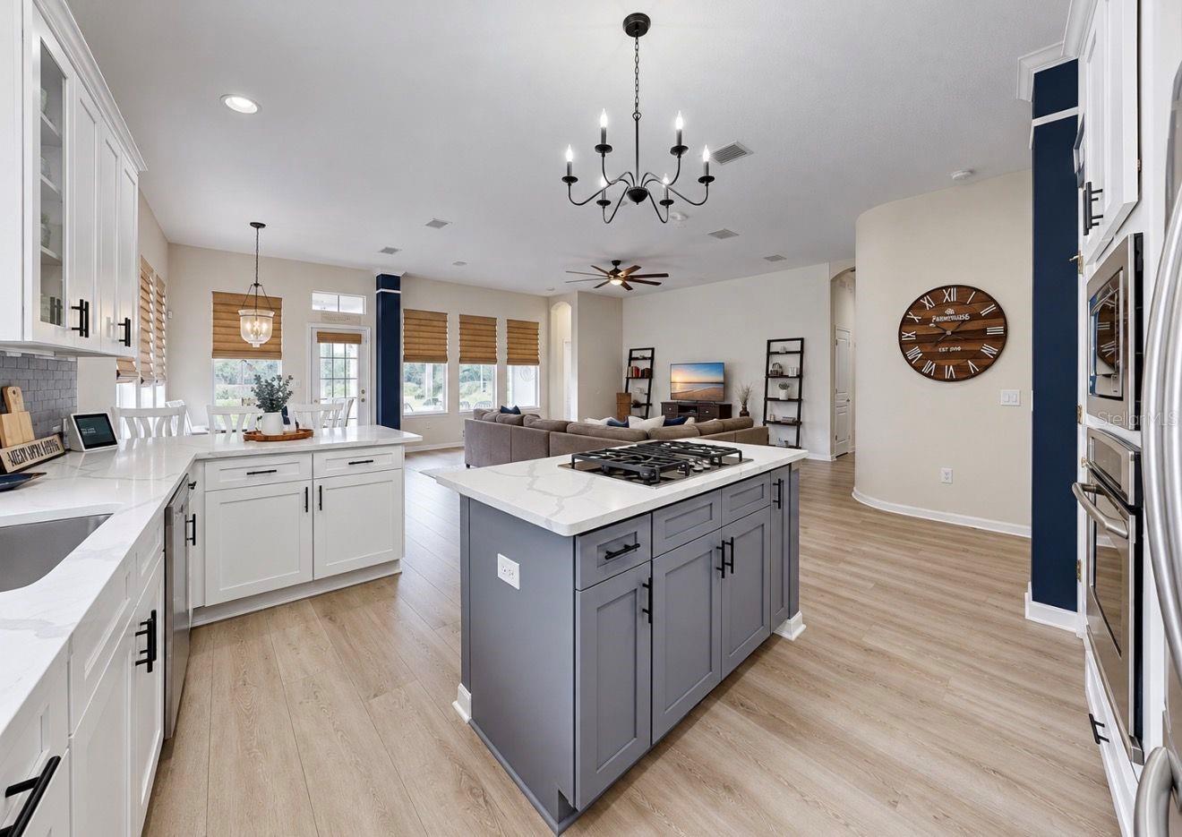 542 ISLEBAY DR