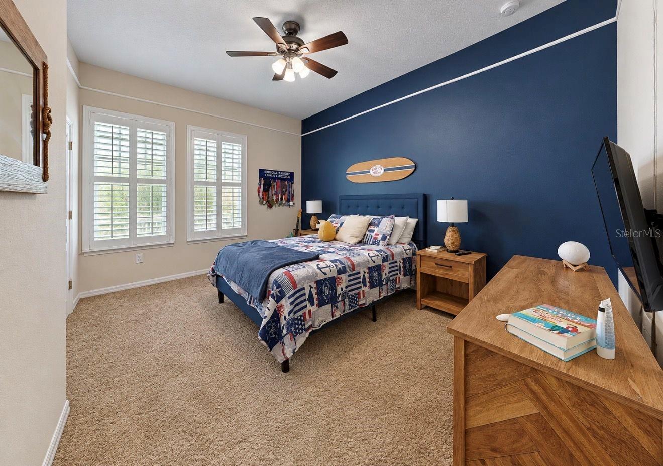542 ISLEBAY DR